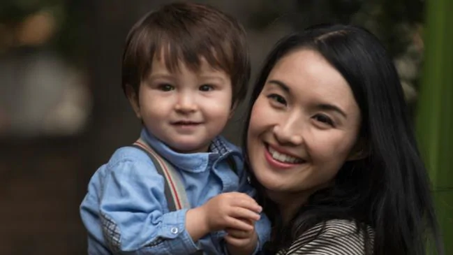 Author Alice Pung with her son Leo in 2016. Picture: Christopher Chan.